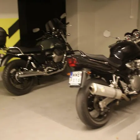 Dom Pomocy Studentom Хостел