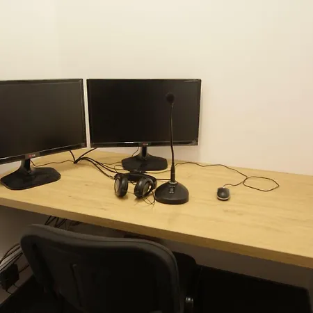 Dom Pomocy Studentom Хостел *