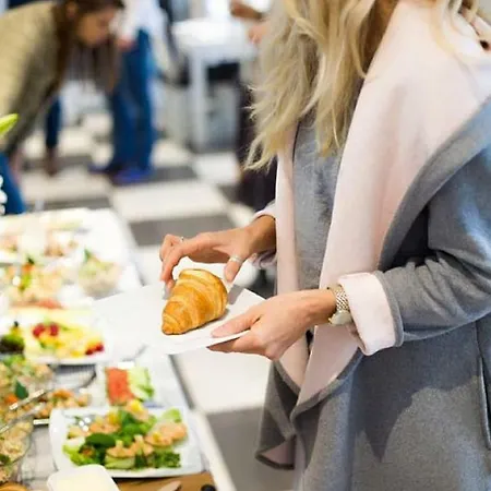 Хостел Dom Pomocy Studentom Варшава