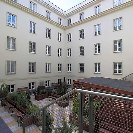 Dom Pomocy Studentom *