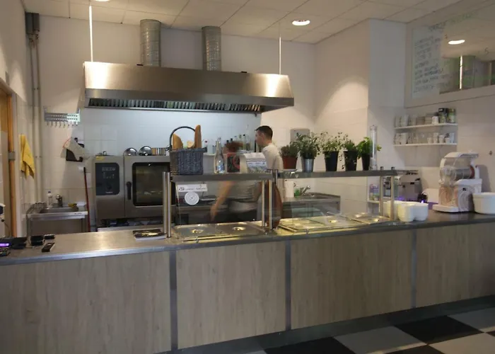 Dom Pomocy Studentom Hostel *