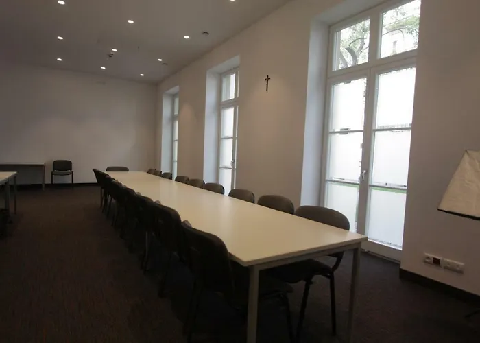 Dom Pomocy Studentom Hostel Warszawa