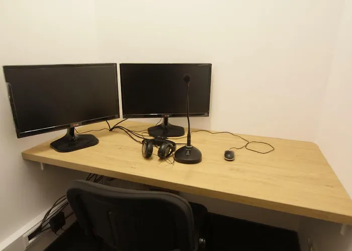 Dom Pomocy Studentom Hostel *