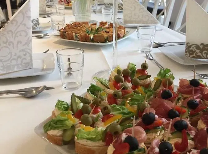 Dom Pomocy Studentom Hostel Warszawa